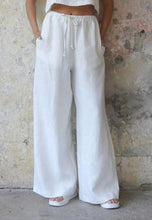 Load image into Gallery viewer, Little Lies Tara Linen Pants