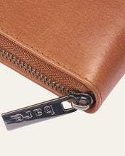 Load image into Gallery viewer, Bare Leather Quinn Wallet