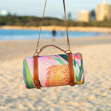 Load image into Gallery viewer, Pik Nik Australia Picnic Rugs