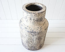 Load image into Gallery viewer, Fibreglass Planter