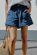 Load image into Gallery viewer, CERES LIFE Weekender Shorts