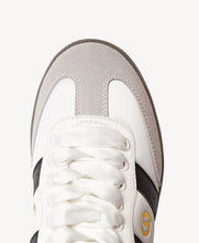 Load image into Gallery viewer, Goodsole Sneakers
