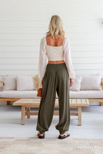 Load image into Gallery viewer, Shirred Linen Pants