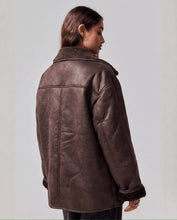 Load image into Gallery viewer, Faux Leather Sherpa Lined Jacket