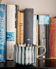 Load image into Gallery viewer, Robert Gordon Tapestry Mug