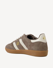Load image into Gallery viewer, Goodsole Sneakers