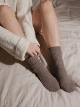 Load image into Gallery viewer, Bed &amp; Butter Socks