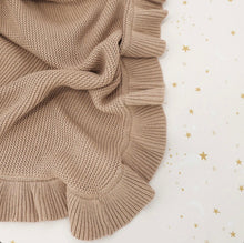 Load image into Gallery viewer, SNUGGLEHUNNY Ruffle Blanket