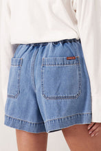 Load image into Gallery viewer, CERES LIFE Weekender Shorts