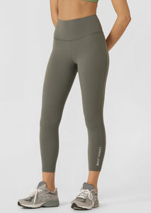 LORNA JANE LOTUS No Chafe Phone Pocket Ankle Biter Leggings