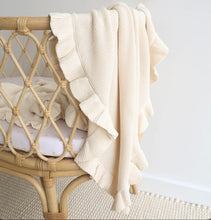Load image into Gallery viewer, SNUGGLEHUNNY Ruffle Blanket