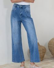 Load image into Gallery viewer, J-Lo Denim Jeans