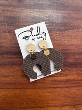 Load image into Gallery viewer, BudzbyKaz Linen earrings