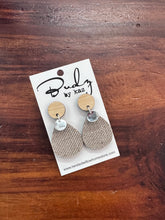 Load image into Gallery viewer, BudzbyKaz Linen earrings