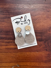Load image into Gallery viewer, BudzbyKaz Linen earrings