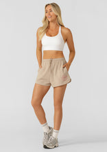 Load image into Gallery viewer, LORNA JANE ultimate weekender shorts