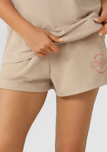 Load image into Gallery viewer, LORNA JANE ultimate weekender shorts