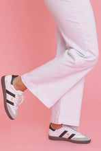 Load image into Gallery viewer, Goodsole Sneakers