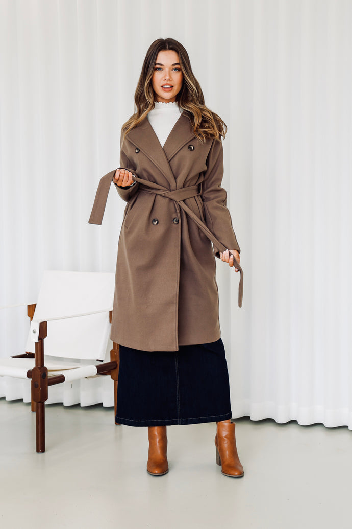 Annabelle tie coat